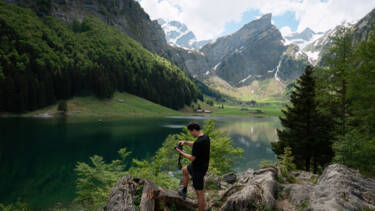 Nikon magazine - vertical video with Memories from Abroad